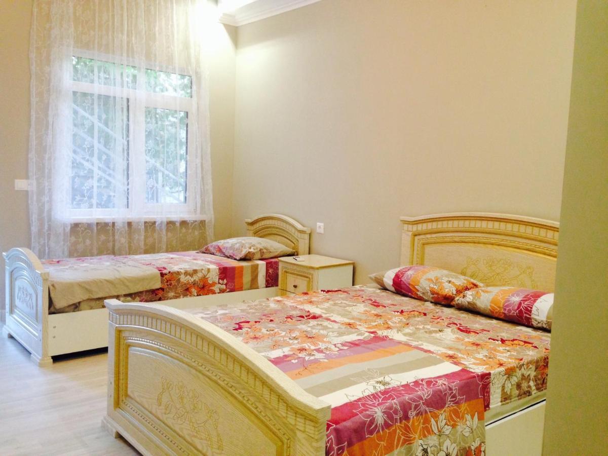 Гостевой Дом Роберто Hotel New Athos Екстериор снимка